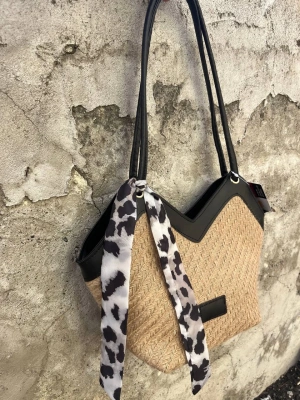 Siyah Koyu Vizon Hasır Kol Çanta CB8194