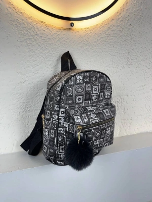 Siyah Magazin3 Sırt Çanta CB2522