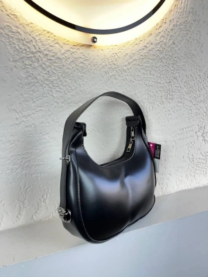 Siyah Renk Dilber Baget Çanta CB6135