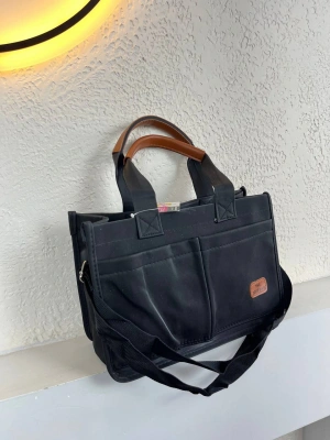 Siyah Renk DMN KISA SAP CB2352