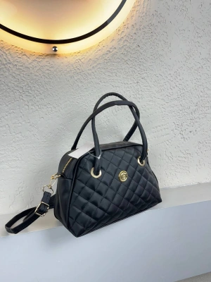 Siyah Renk KAPİTONE Çanta CB9421