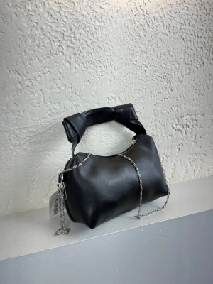 Siyah Renk Mini Zincirli Çanta CB6713