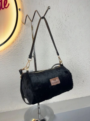 Siyah Renk TOTE PELUŞ Çanta CB90223