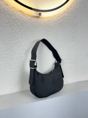 Siyah Renk YENİ BAGET ÇANTA CB8911