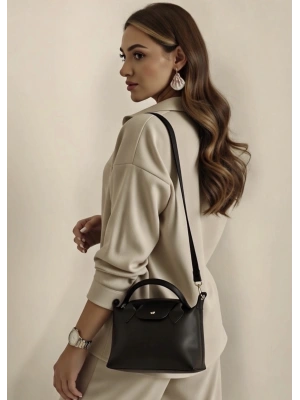 Siyah Sap Siyah Renk Çapraz Çanta CB08922