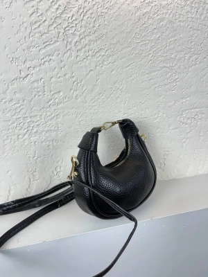 Siyah Yumuşak Deri Mini Çanta CB2217