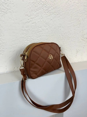 Taba 2 Bölme 2025 Kapitone YENİ ÇANTA CB7409