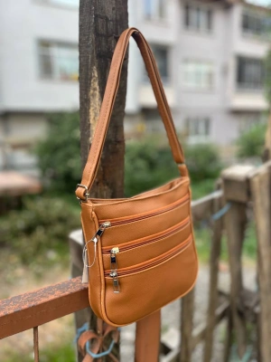 Taba Renk 3 Bölme Deri Çanta CB78281