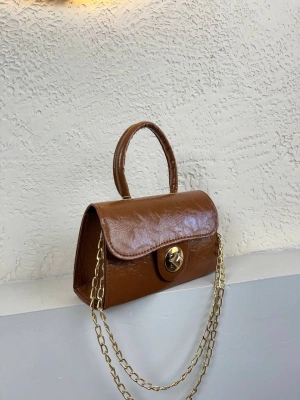 Taba Renk Kalıp Zincirli Çanta CB091487