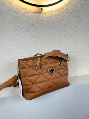 Taba Renk Kapitone 2 Bölme Kalite Çanta CB8143