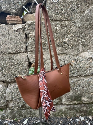 Taba Renk Lakos Fularlı Çanta CB72911