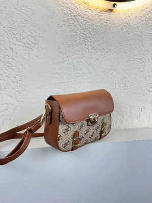 Taba Renk Önü Kemerli Çanta CB0691