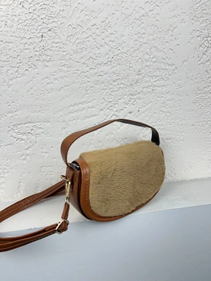 Taba Renk Peluş Çanta CB90913