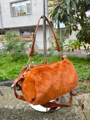 Taba Renk PONPON PELUŞLU Çanta CB82191