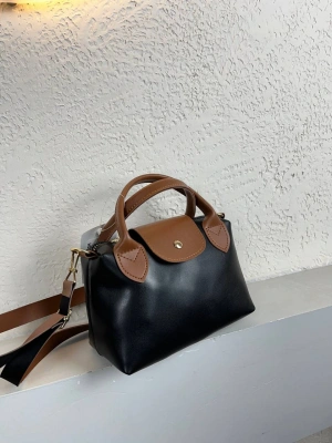 Taba Sap Siyah Renk Çapraz Çanta CB08922