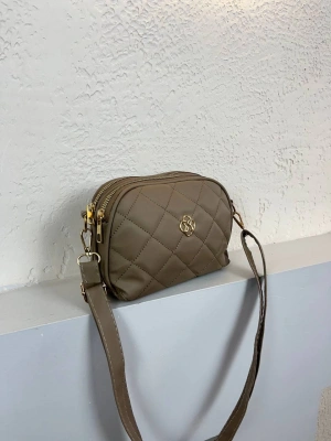 Koyu Vizon 2 Bölme 2025 Kapitone YENİ ÇANTA CB7409