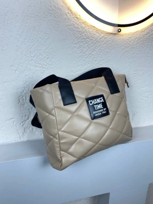 Açık Vizon Büyük Boy Kol Çanta 2024 CB4963