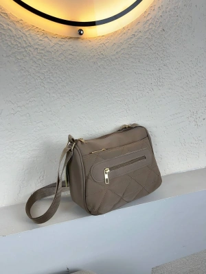 Koyu Vizon Renk 3 Bölme Çapraz Çanta CB2578