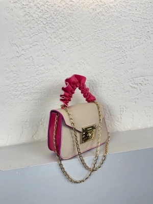 Vizon Renk Pembe Sap Mini Zincirli Çanta CB5796