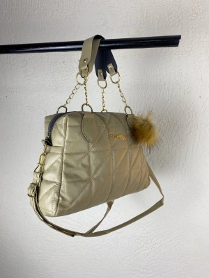 Vizon Renk Ponpon hediyeli Zincirli Çapraz Çanta CB7826