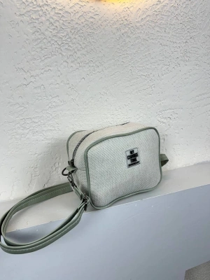 Vizon Renk Yeşil Kenar Hasır Çanta CB2021