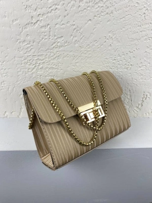 Vizon Zincir Detaylı Çapraz Çanta CB9103