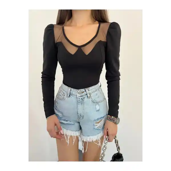 Havuz Yaka Tül Detaylı Crep Dar Kalıp Esnek Kumaş Bluz