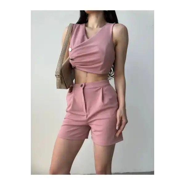 Kruvaze Yaka Düğme Detaylı Crop Yelek Ve Şort İkili Takım