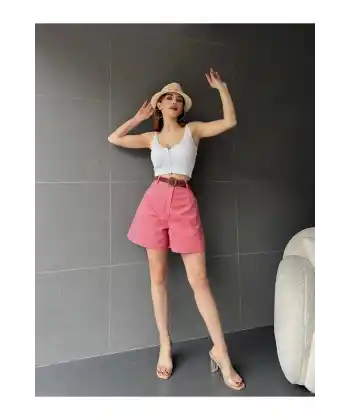 Beli Kemerli Geniş Paçalı Mom Şort