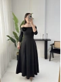 FRİDA MADONNA YAKA ÇİÇEK DETAYLI SİYAH ELBİSE