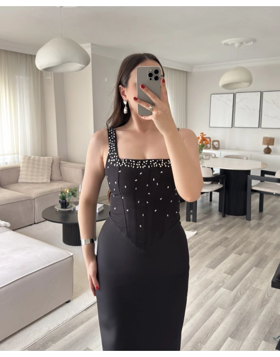 OLİVİA KORSE DETAYLI TAŞLI ELBİSE