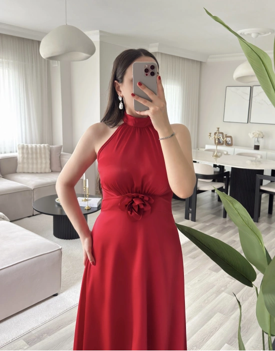KATHİA ÇİÇEK DETAYLI KIRMIZI ELBİSE