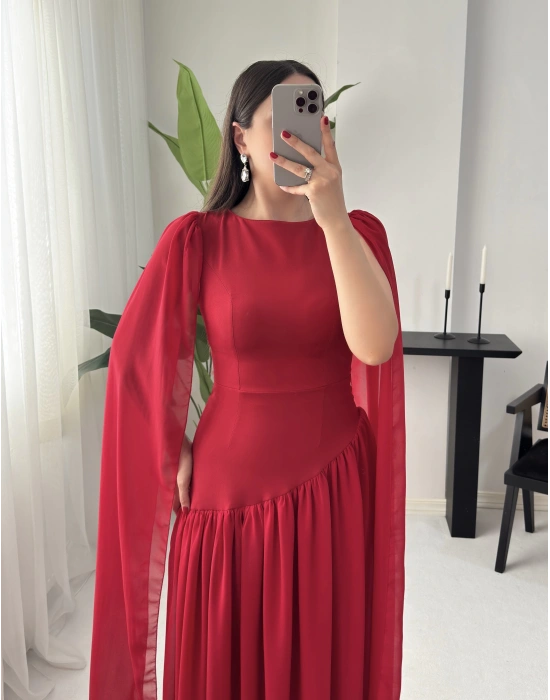 AMBER PELERİN DETAYLI KIRMIZI ELBİSE