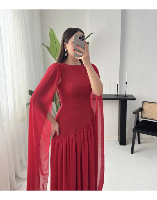 AMBER PELERİN DETAYLI KIRMIZI ELBİSE