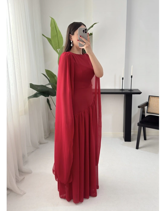 AMBER PELERİN DETAYLI KIRMIZI ELBİSE