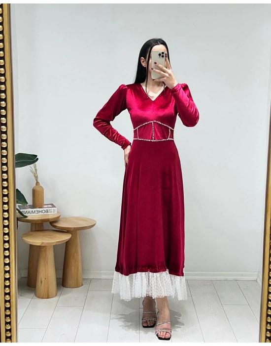 BORDO İNCİ BEL DETAYLI KADİFE ELBİSE