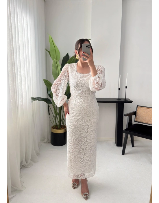 ELORA DANTEL BEYAZ ELBİSE