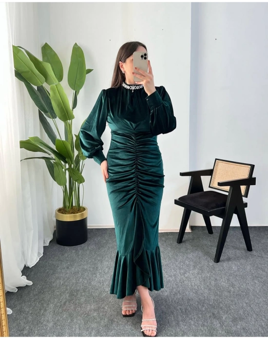 FİONA VOLANLI KADİFE ZÜMRÜT ELBİSE