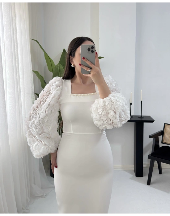 FLORA İNCİ KARE YAKA ÇİÇEK GÜPÜR DETAYLI ELBİSE