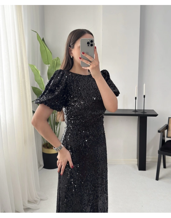 KAİRA PAYETLİ SİYAH ELBİSE