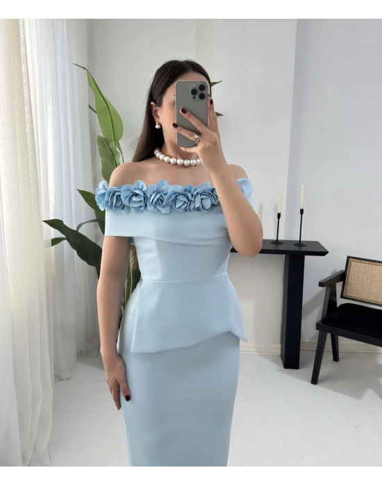 MATİLDA ÇİÇEK DETAYLI MAVİ ELBİSE