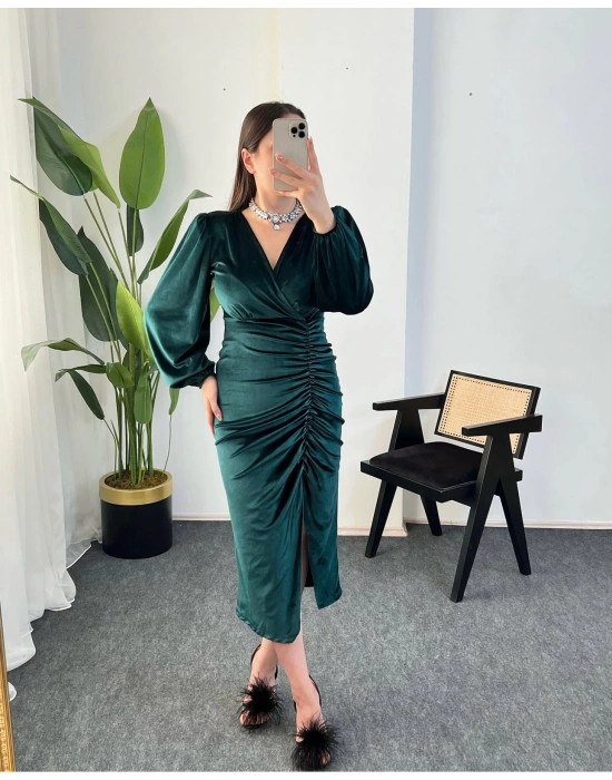 MİO ZÜMRÜT KADİFE ELBİSE