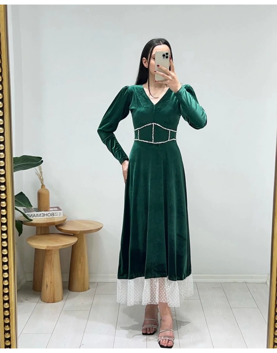 ZÜMRÜT İNCİ BEL DETAYLI KADİFE ELBİSE