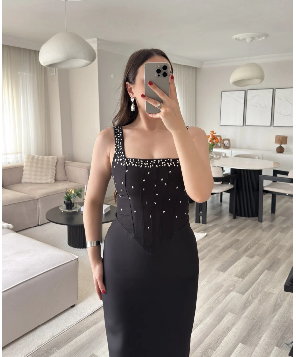 OLİVİA KORSE DETAYLI TAŞLI ELBİSE