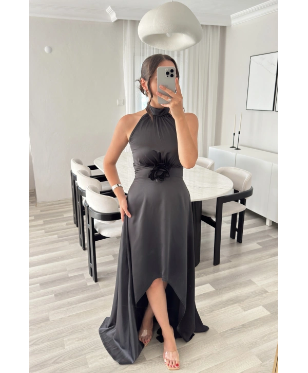 KATHİA ÇİÇEK DETAYLI SİYAH ELBİSE
