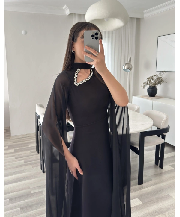LORA PELERİNLİ TAŞ YAKA ELBİSE