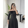 FRİDA MADONNA YAKA ÇİÇEK DETAYLI SİYAH ELBİSE