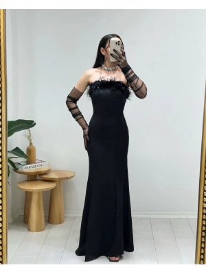 CARMEN KIRMIZI TÜYLÜ SİYAH ELBİSE