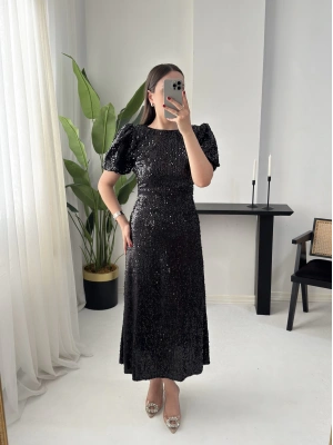 KAİRA PAYETLİ SİYAH ELBİSE