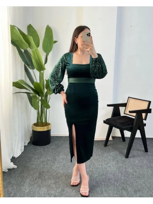 KİRİ PAYET İŞLEMELİ KARE YAKA KADİFE ZÜMRÜT ELBİSE
